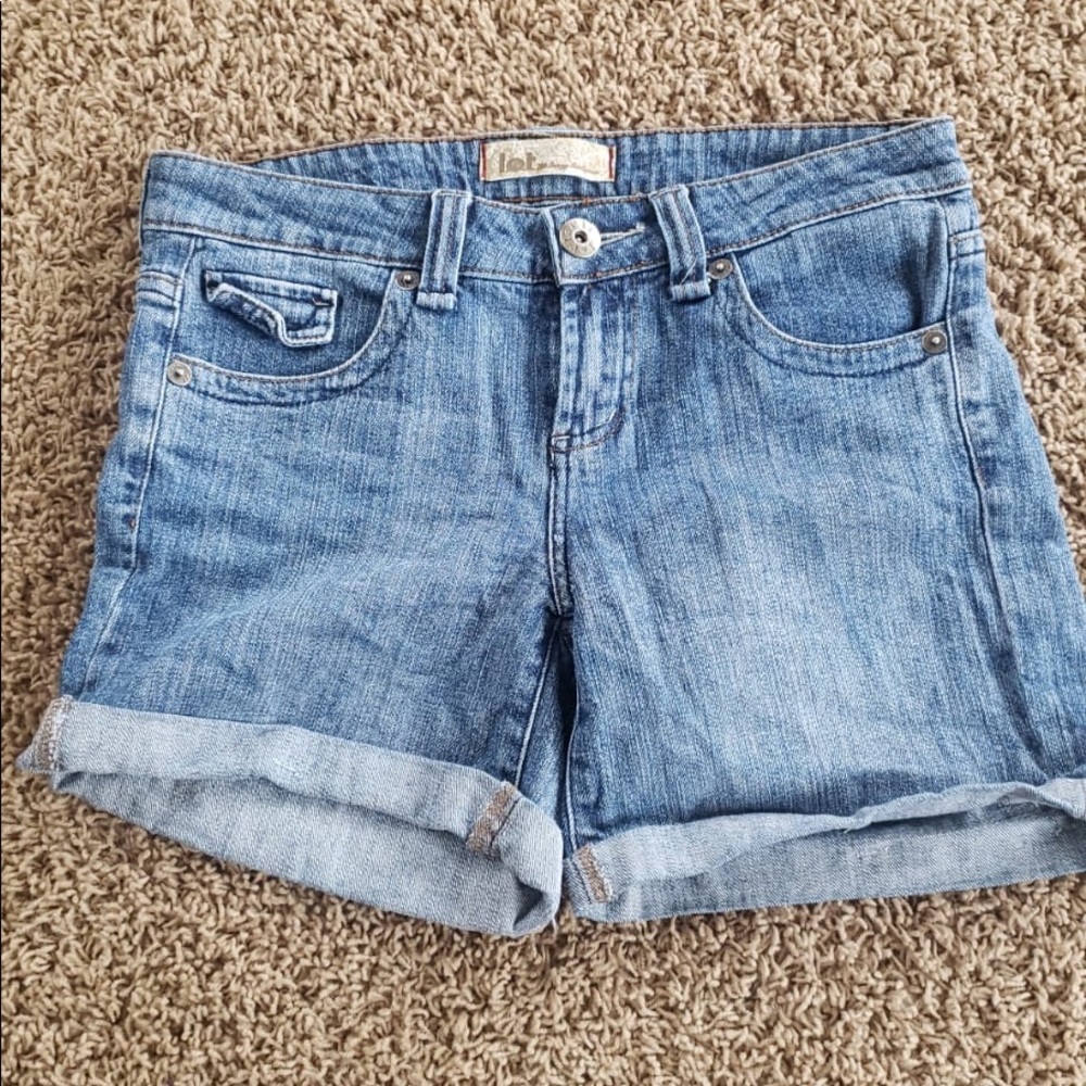 Lei Blue Jeans Shorts- Size 18